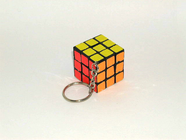 25mm KEY CHAIN MINI CUBE