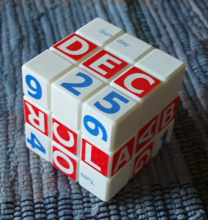 Calendar Cube - English