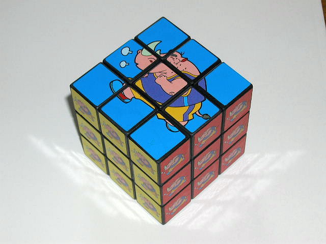 6 cm Comic Cube 1